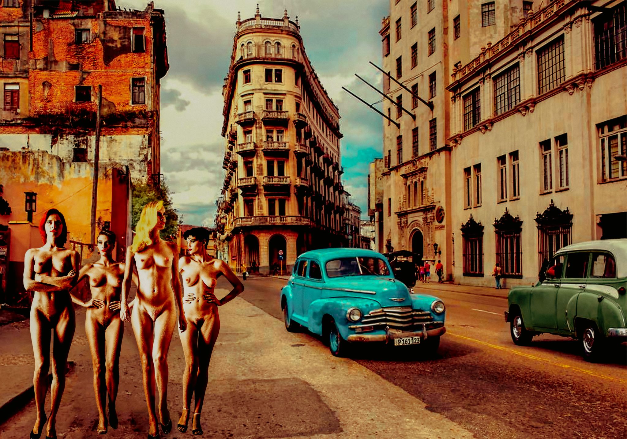 Enlarge Naked in Havana